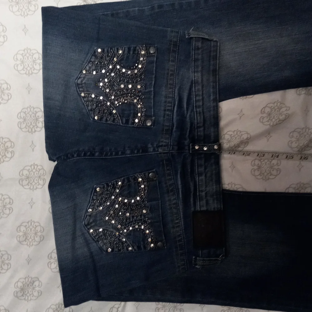 Jeans - Picture 3 of 3